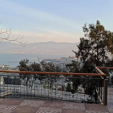 1901 Clock Tower Spacious, Bright, And Comfortable With Unobstructed Ocea إزمير