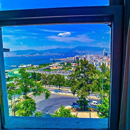 بيت ضيافة 1901 Clock Tower Spacious, Bright, And Comfortable With Unobstructed Ocea